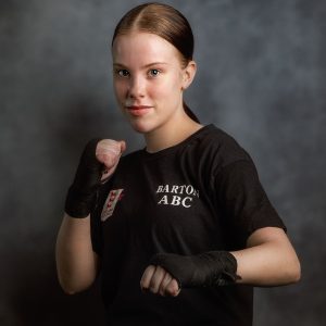 boxer, sports, girl-7808596.jpg